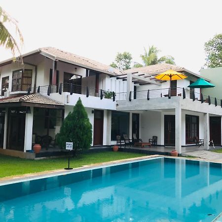 Siluni'S Villa Anuradhapura Zewnętrze zdjęcie