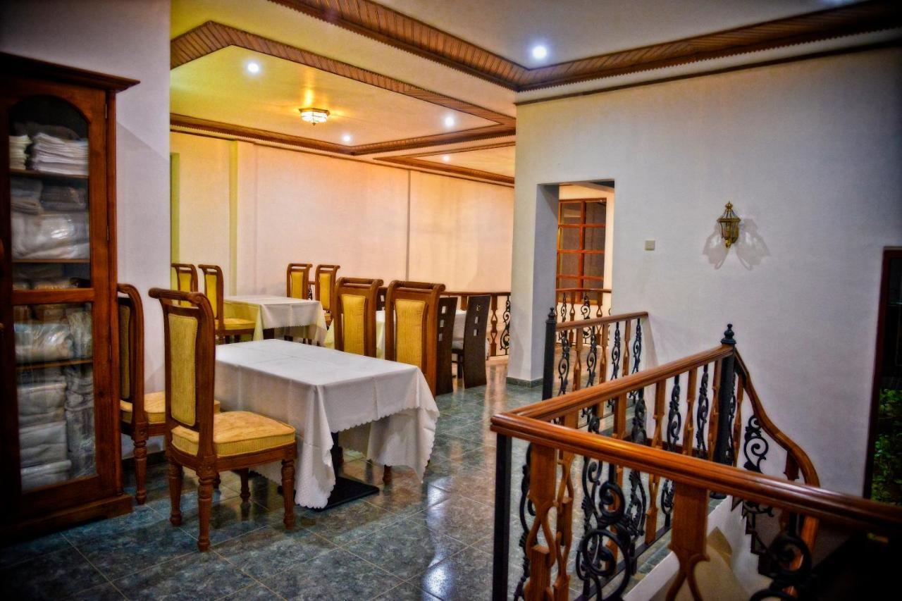 Siluni'S Villa Anuradhapura Zewnętrze zdjęcie