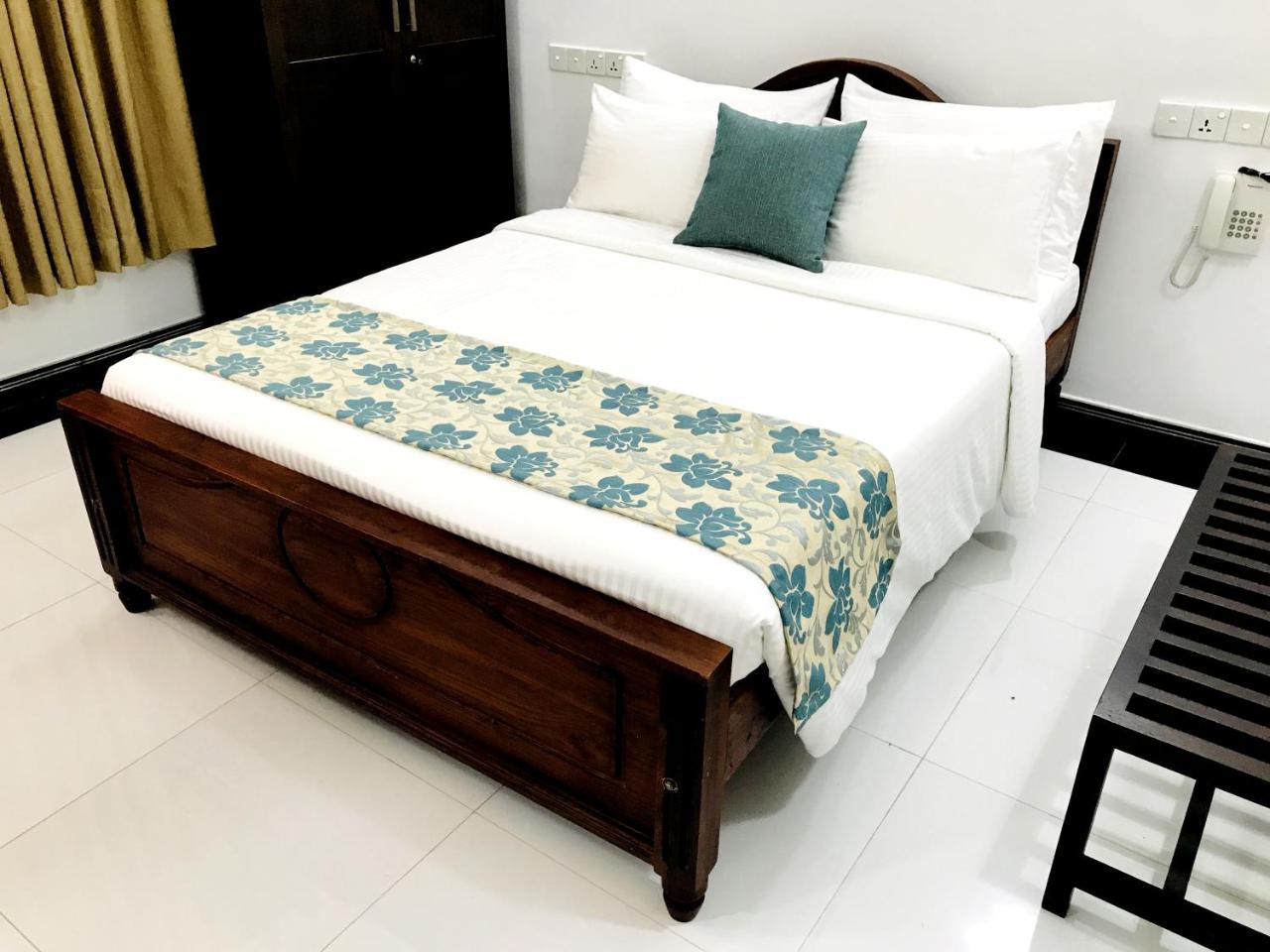 Siluni'S Villa Anuradhapura Zewnętrze zdjęcie