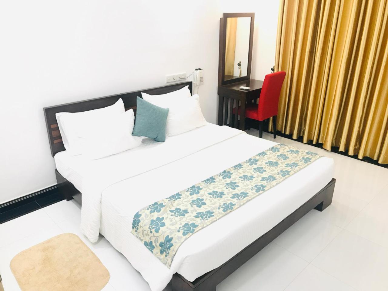 Siluni'S Villa Anuradhapura Zewnętrze zdjęcie